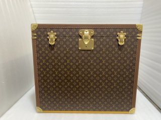 Draw-bar box Draw-bar box