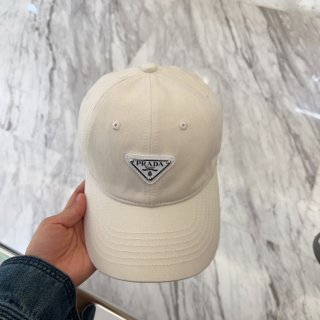 Prada-7 Prada-7