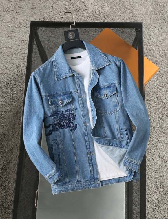 Coats & Jackets Coats & Jackets