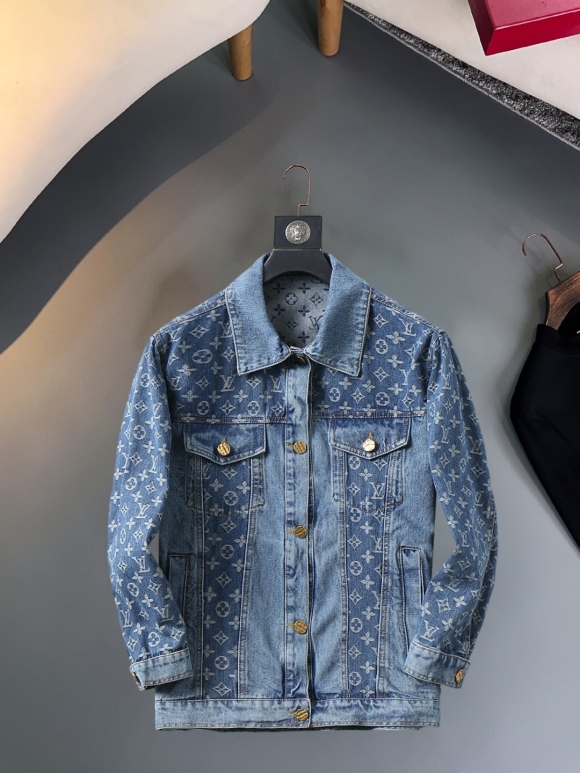 Coats & Jackets Coats & Jackets