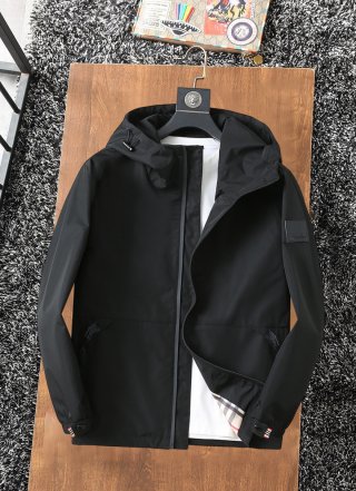 Hoodies & Sweatshirts Hoodies & Sweatshirts