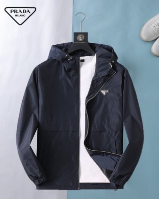 Hoodies & Sweatshirts