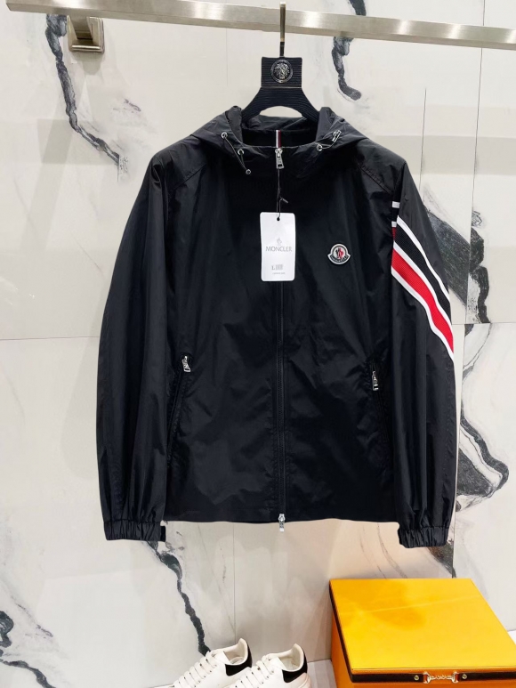 Hoodies & Sweatshirts Hoodies & Sweatshirts