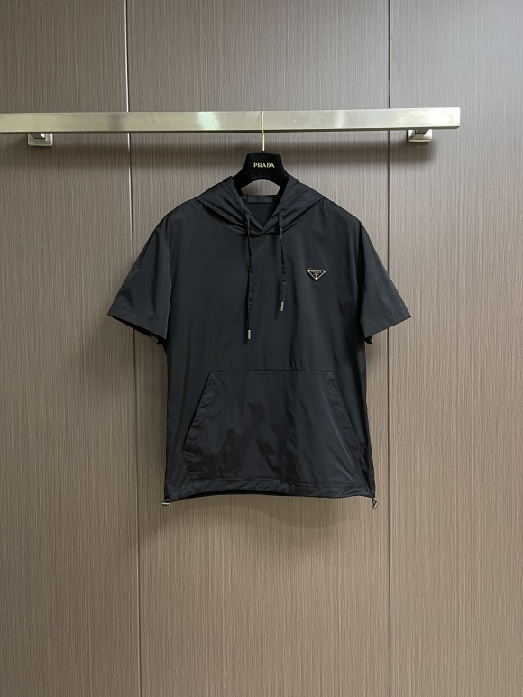 Hoodies & Sweatshirts Hoodies & Sweatshirts