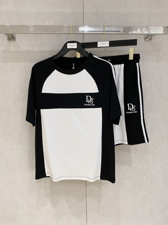 Leisure suit Leisure suit