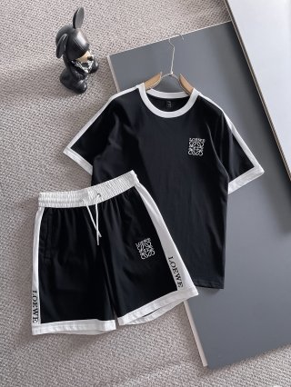 Leisure suit Leisure suit