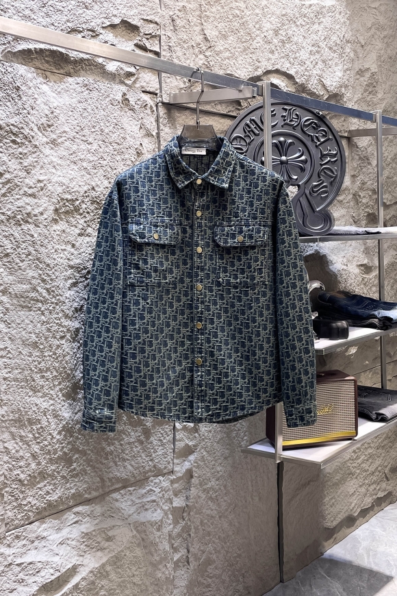 Coats & Jackets Coats & Jackets