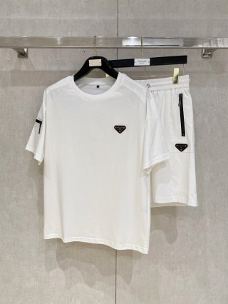 Leisure suit Leisure suit