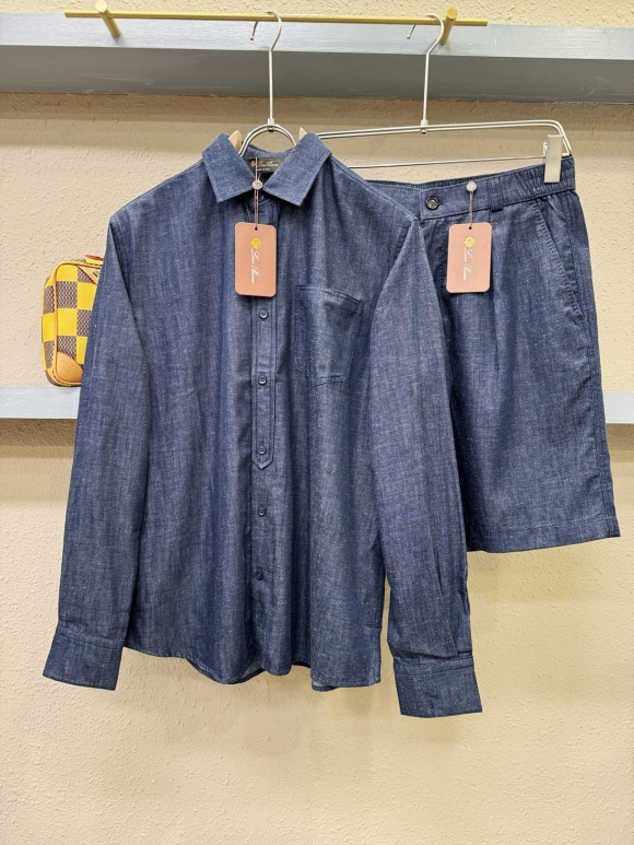 Leisure suit Leisure suit