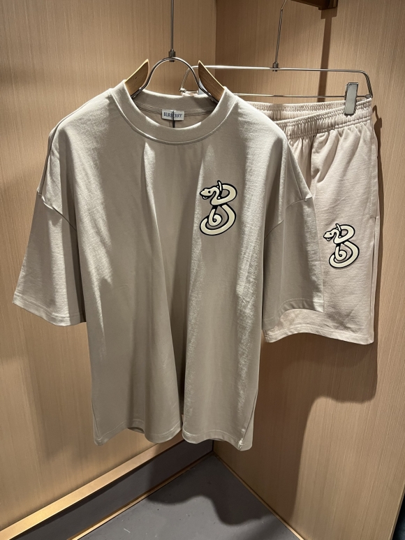 Leisure suit Leisure suit