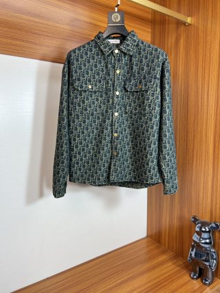 Coats & Jackets Coats & Jackets