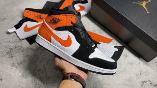 AirJordan1MidSHOES