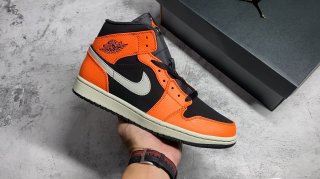 AirJordan1MidSHOES