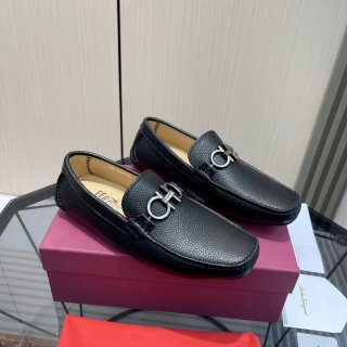 FerragamoSHOES