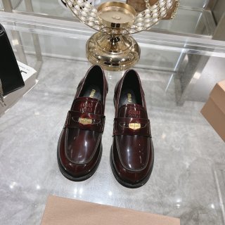 Womens shoes collection