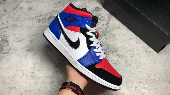 AirJordan1MidSHOES