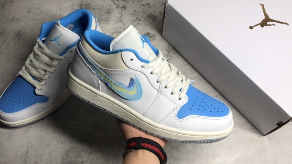 AirJordan1LowSHOES
