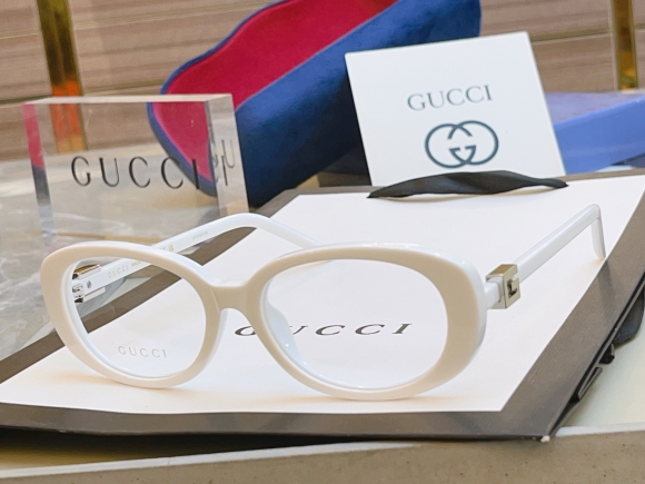 Gucci-5