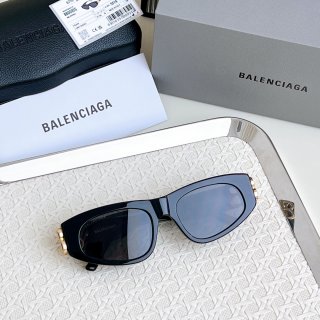 Balenciaga-5
