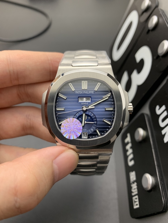 PATEK PHILIPPE