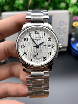 LONGINES
