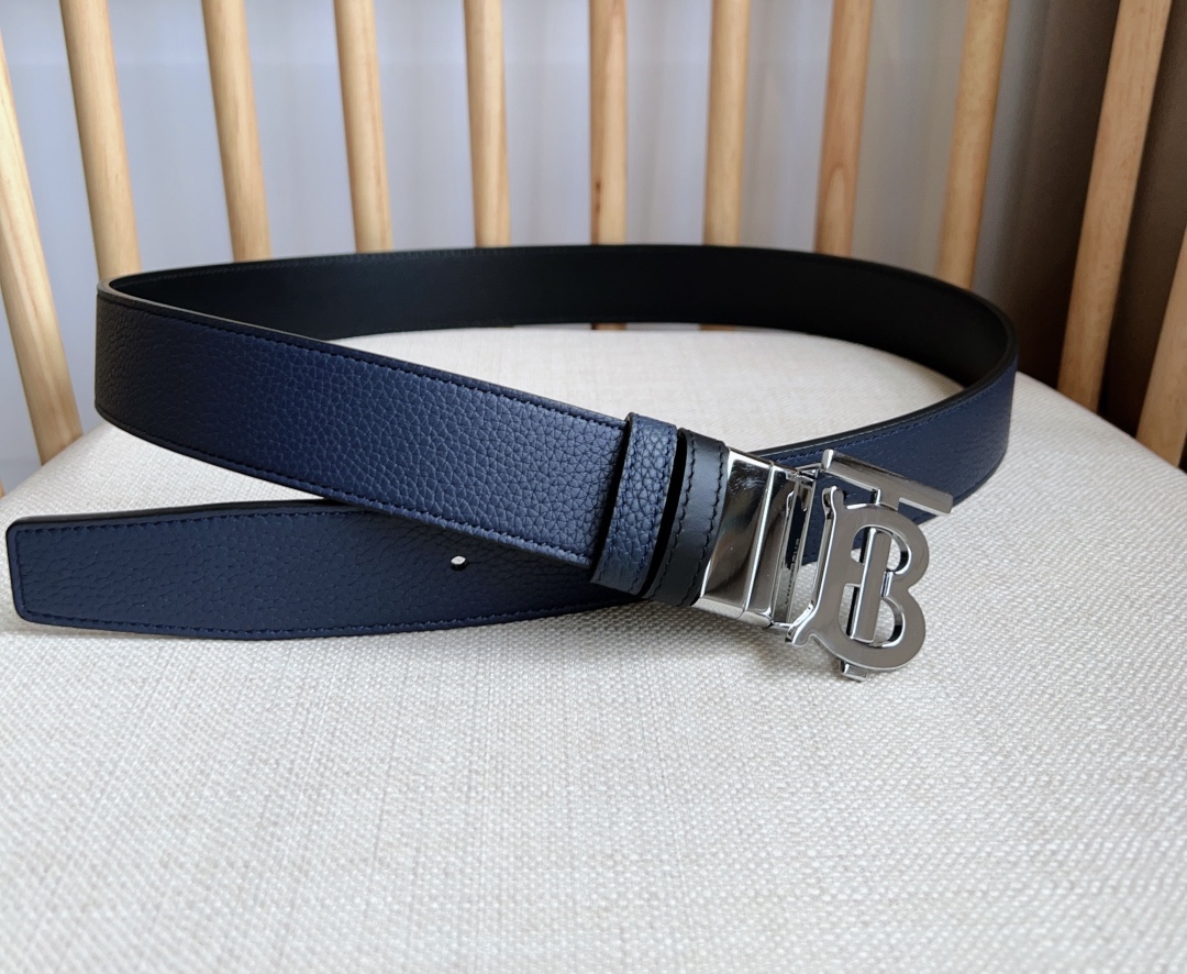 Burberry-Belts