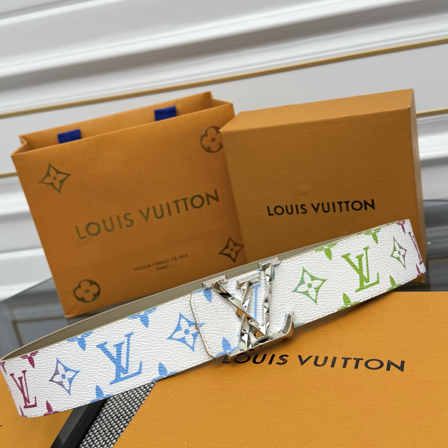 LV-Belts