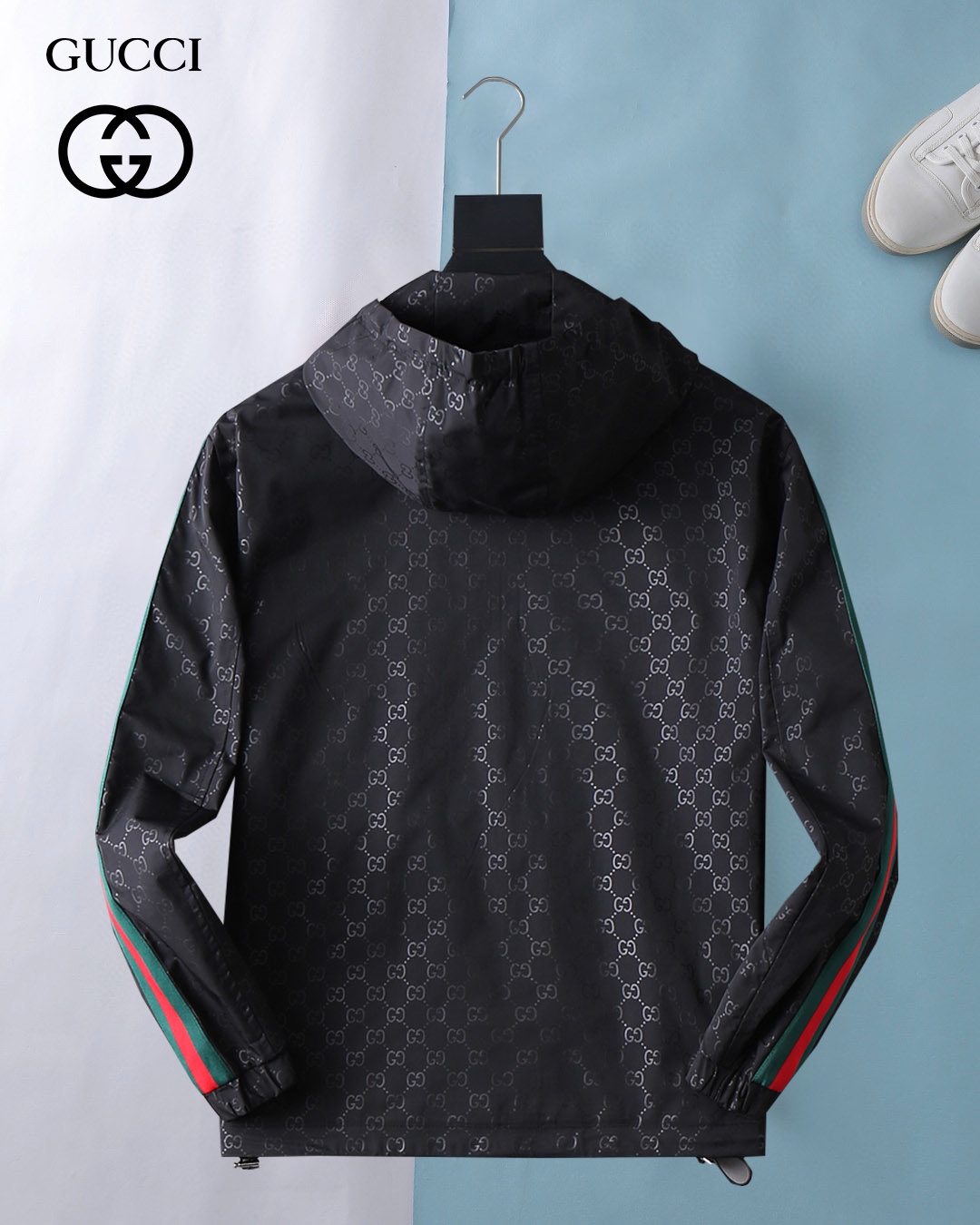 Hoodies & Sweatshirts