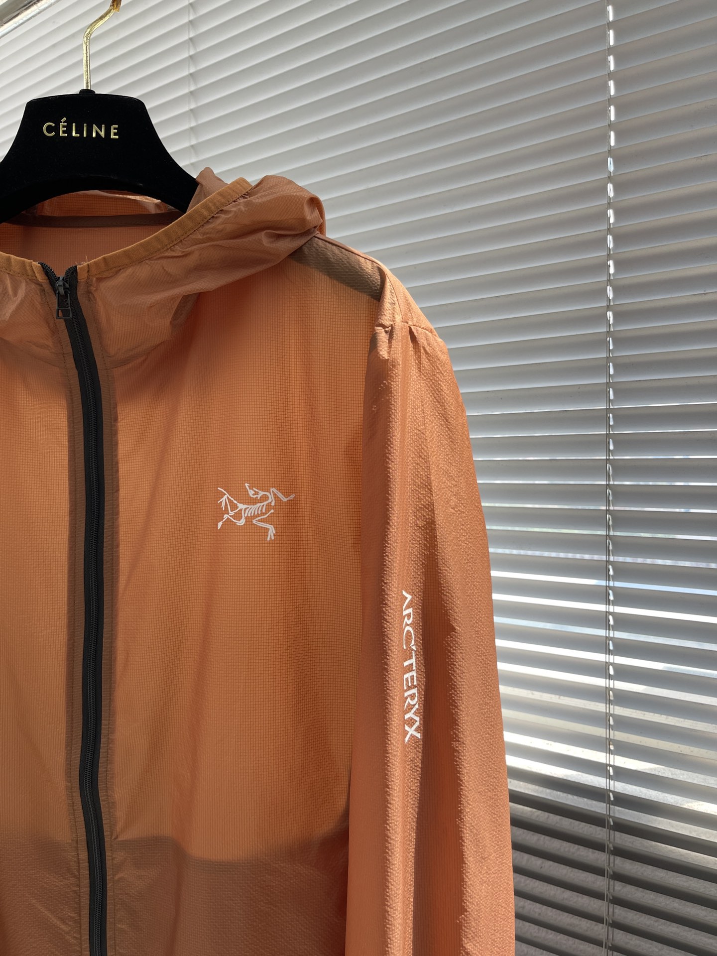 Hoodies & Sweatshirts