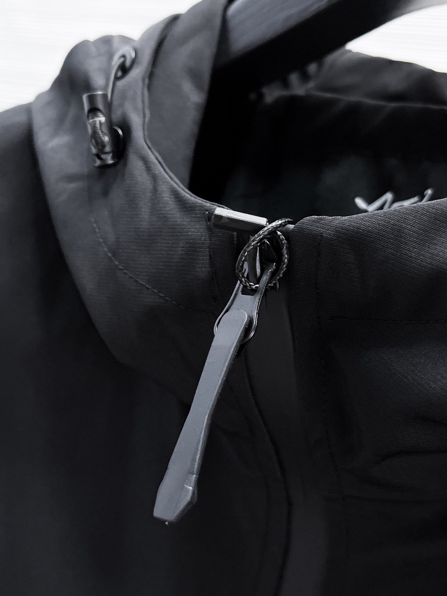 Hoodies & Sweatshirts