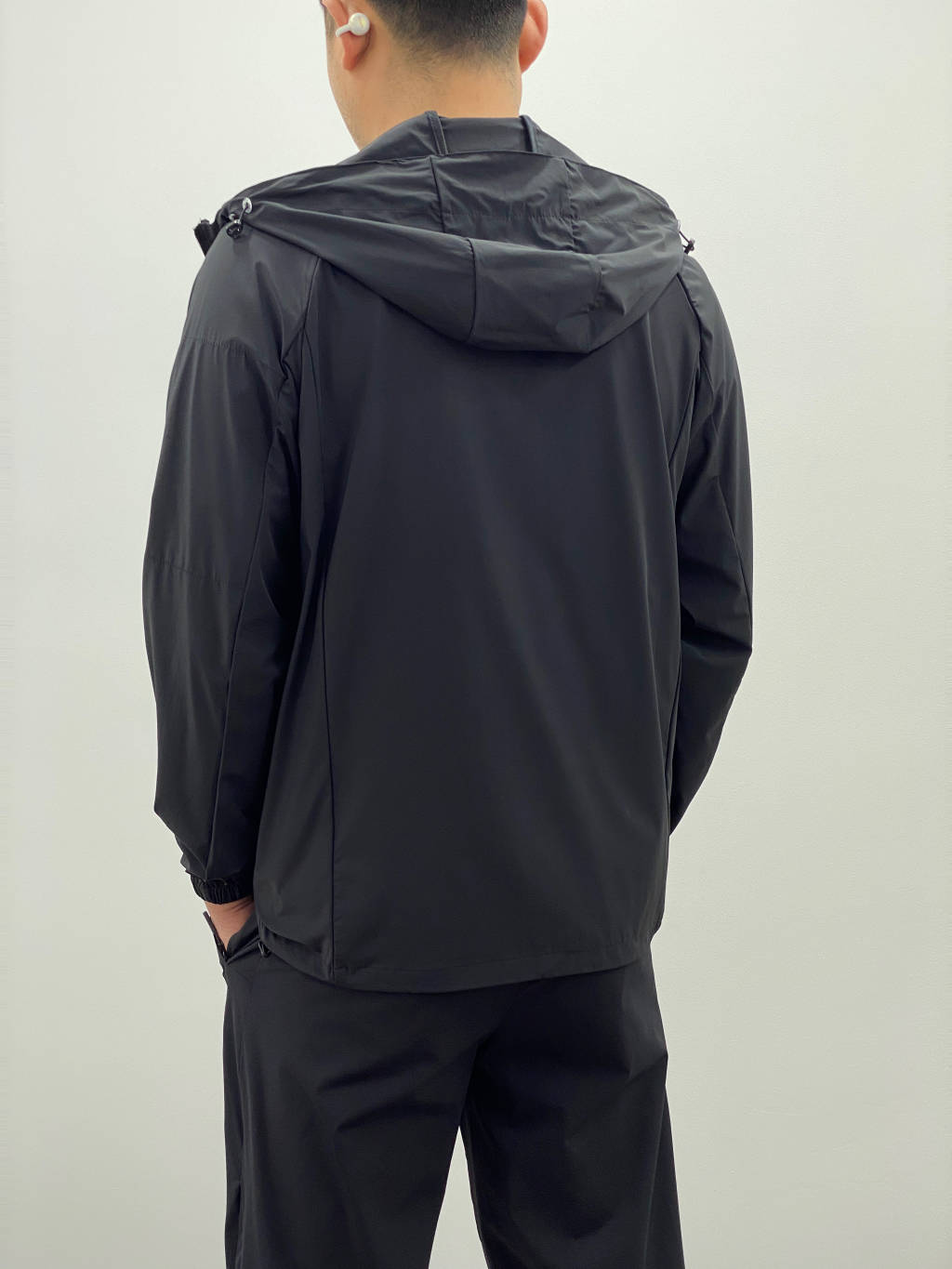 Hoodies & Sweatshirts