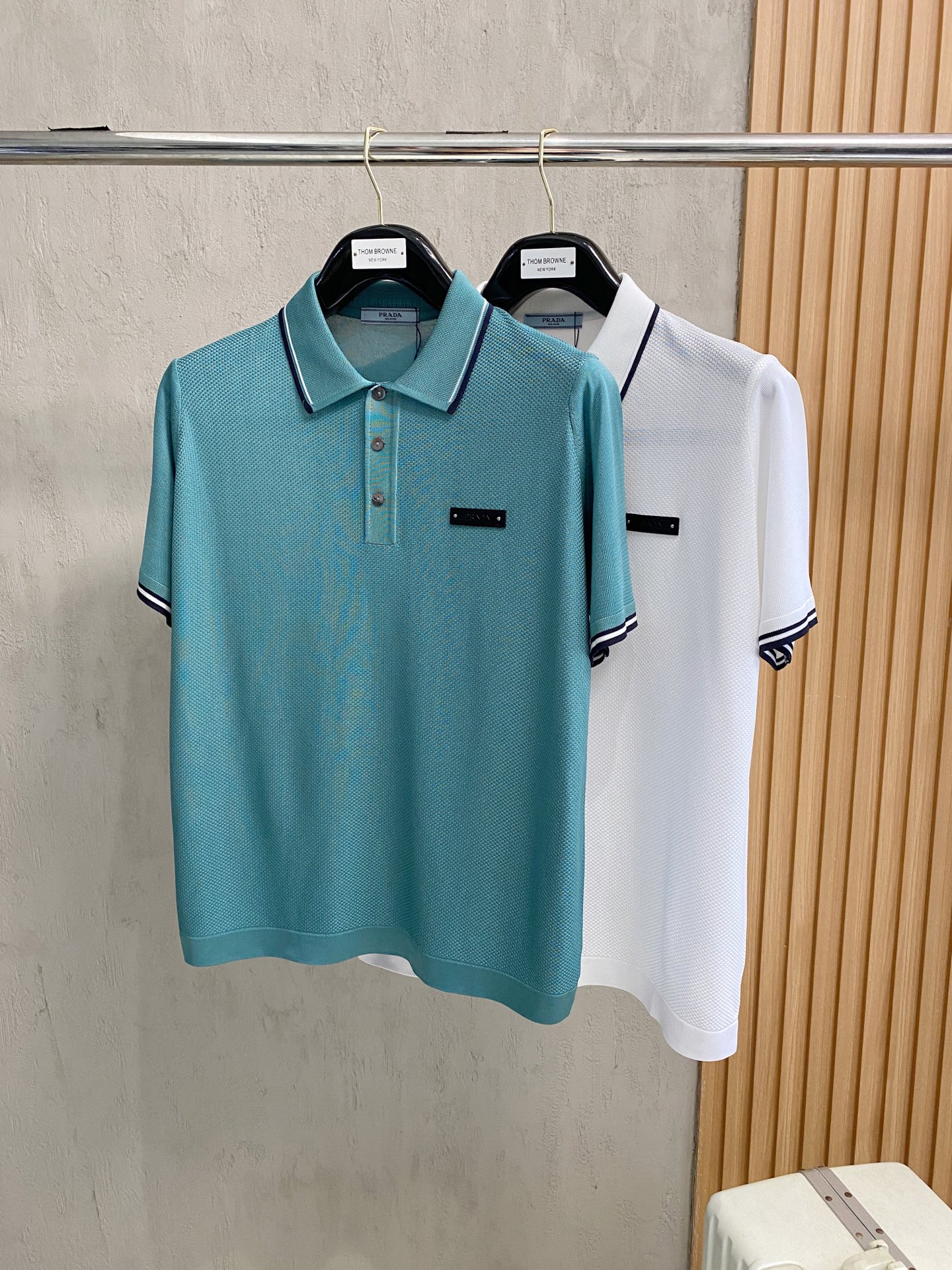 Polos