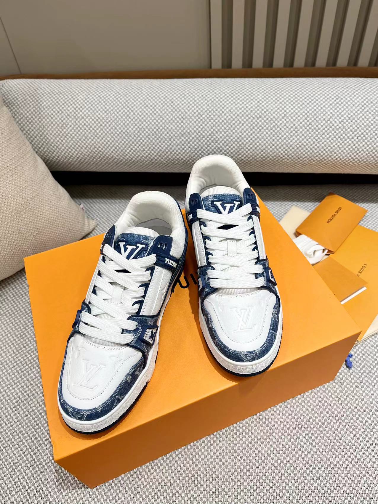 Womens shoes collection