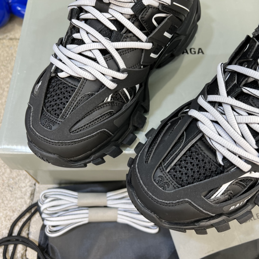BalenciagaSHOES