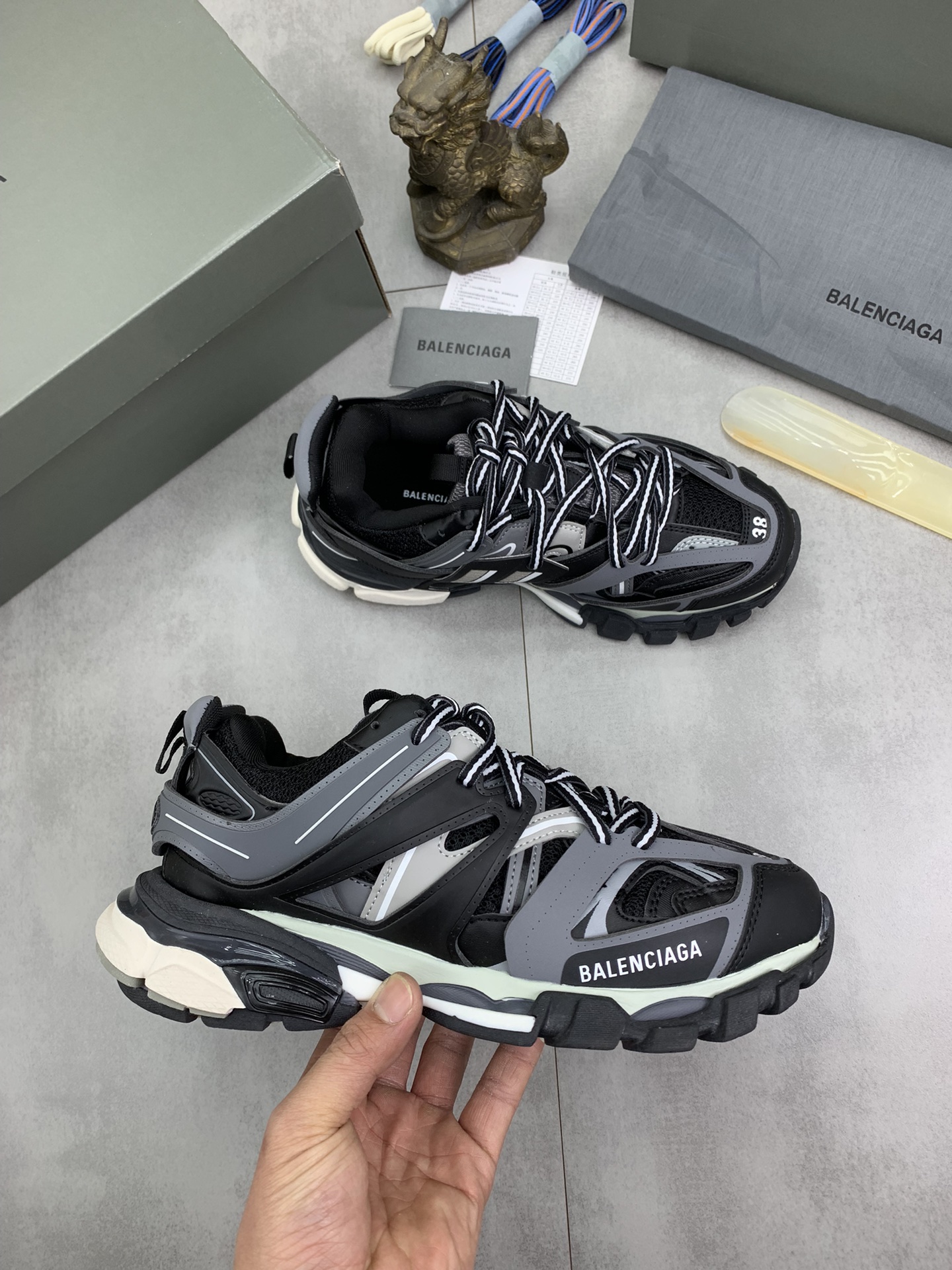 BalenciagaSHOES