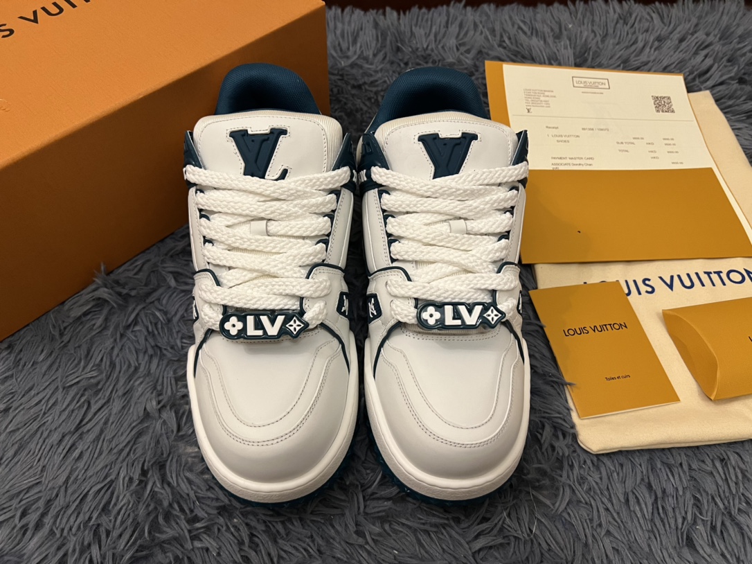 Womens shoes collection