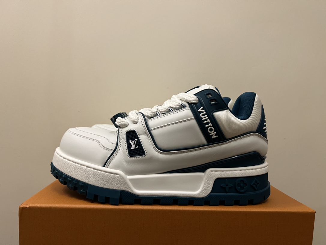 Womens shoes collection