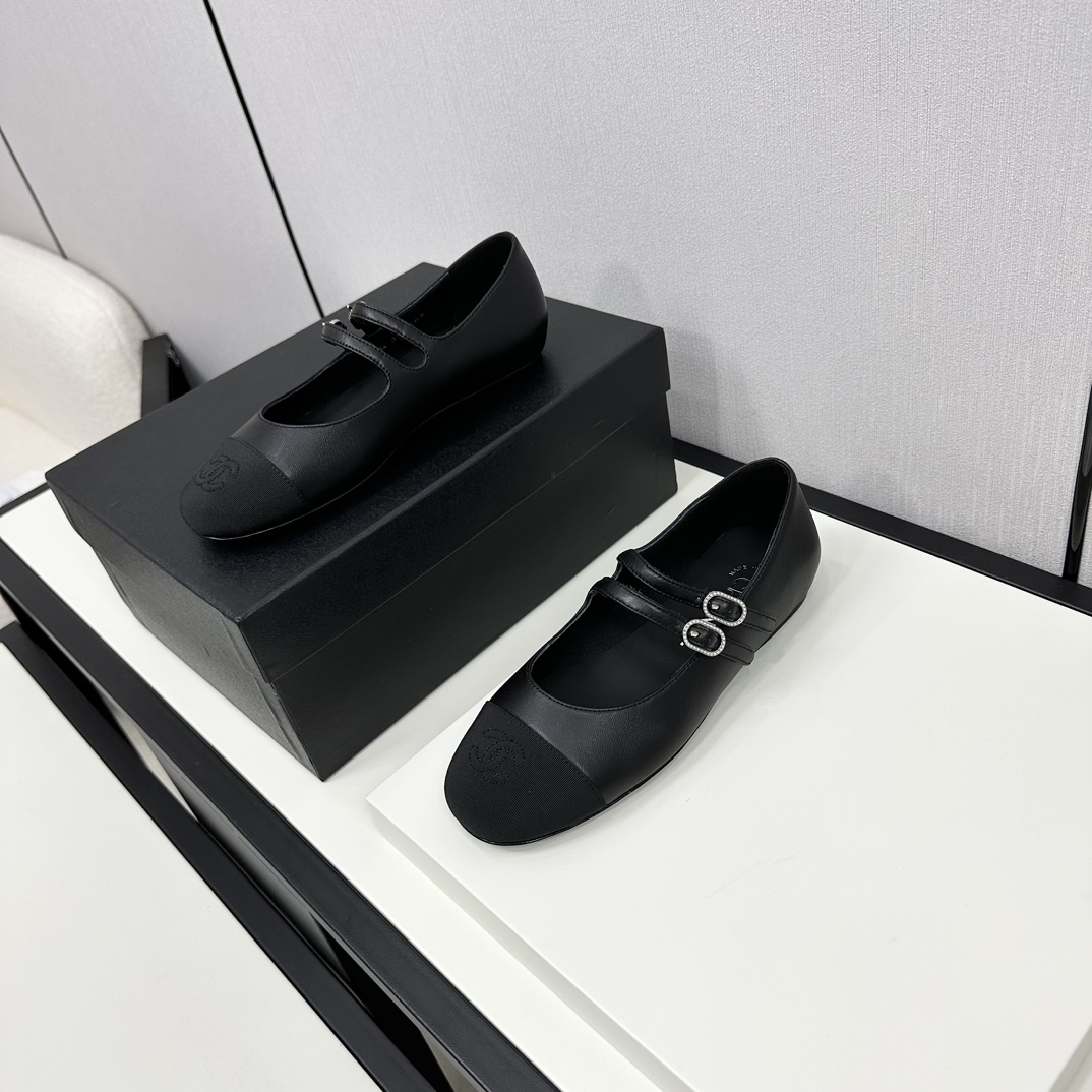 Womens shoes collection