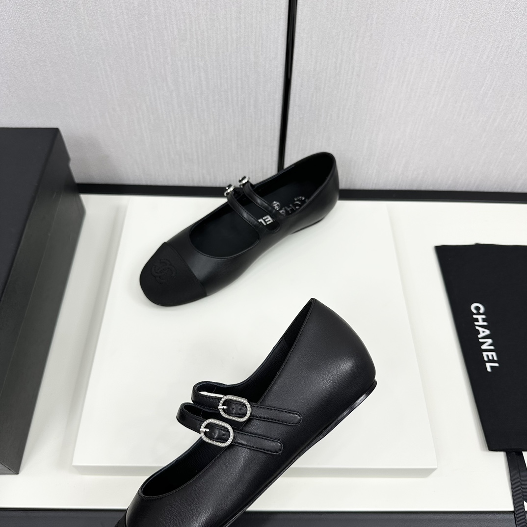 Womens shoes collection