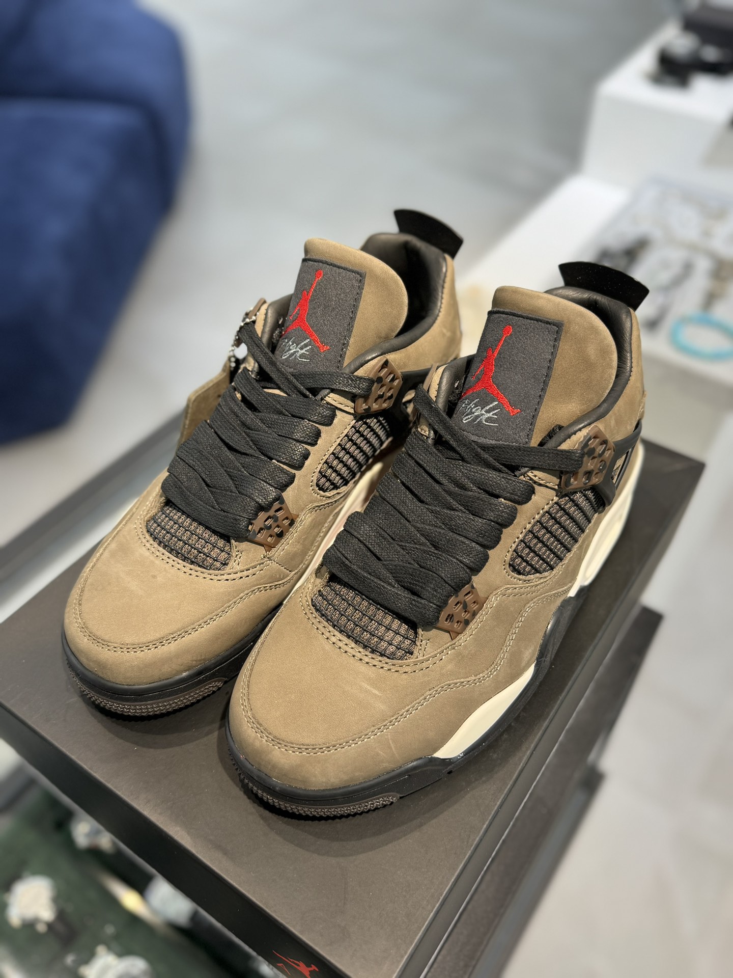 AirJordan4SHOES
