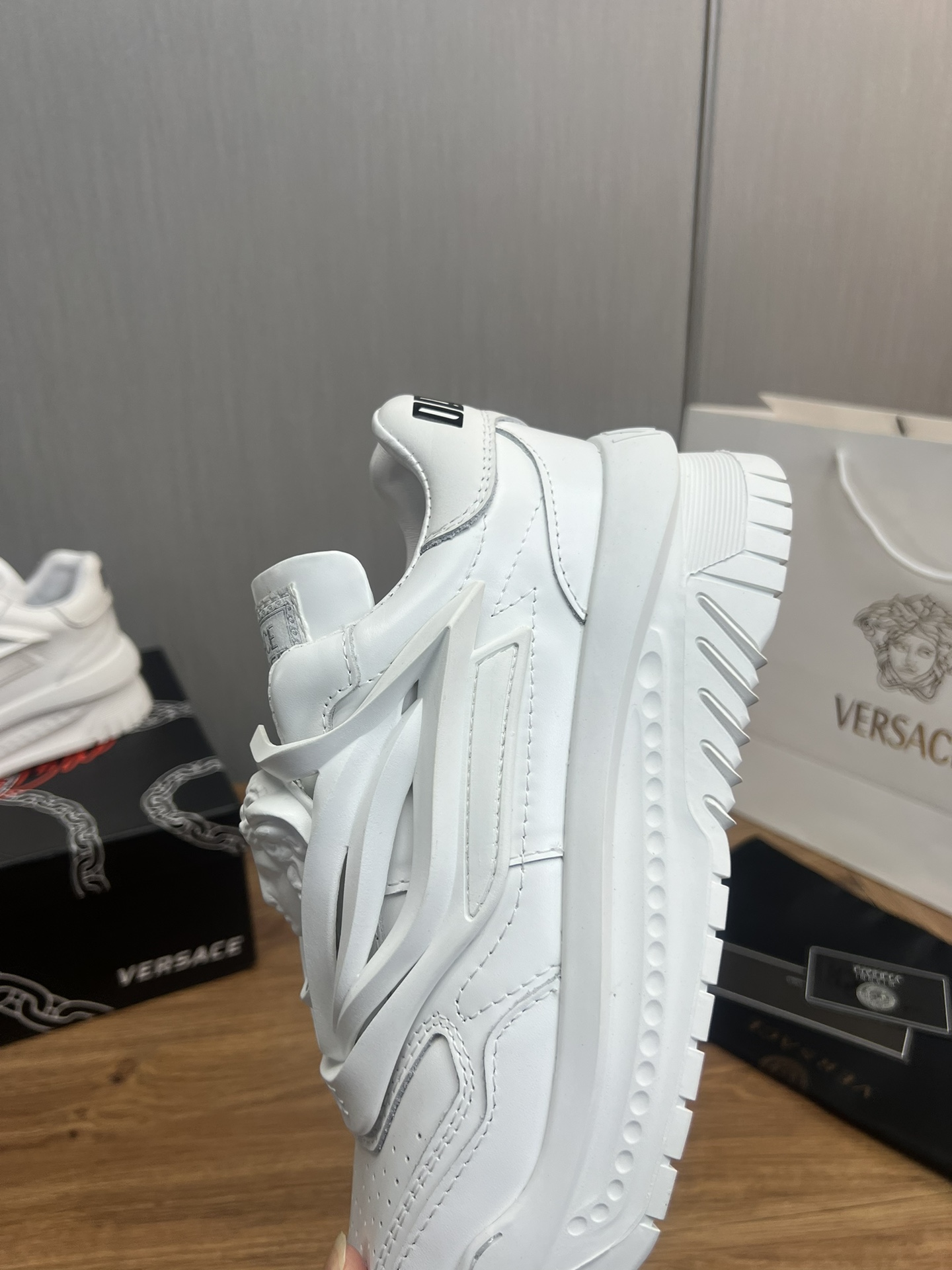 VersaceSHOES