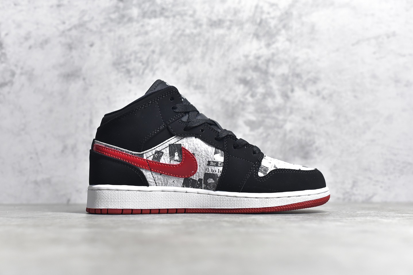 AirJordan1MidSHOES