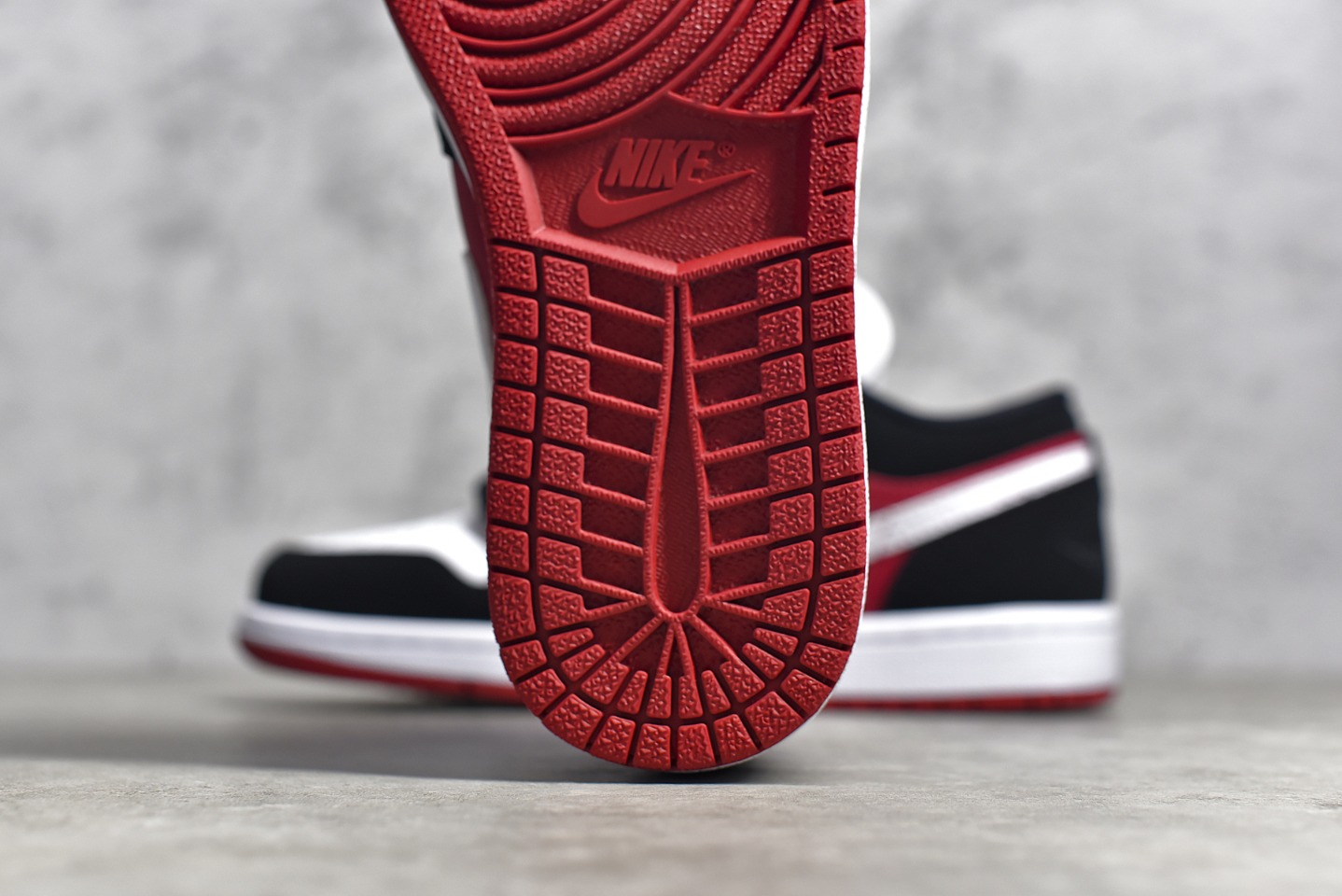 AirJordan1LowSHOES