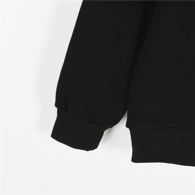 Hoodies & Sweatshirts