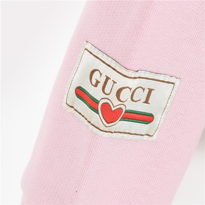 Hoodies & Sweatshirts